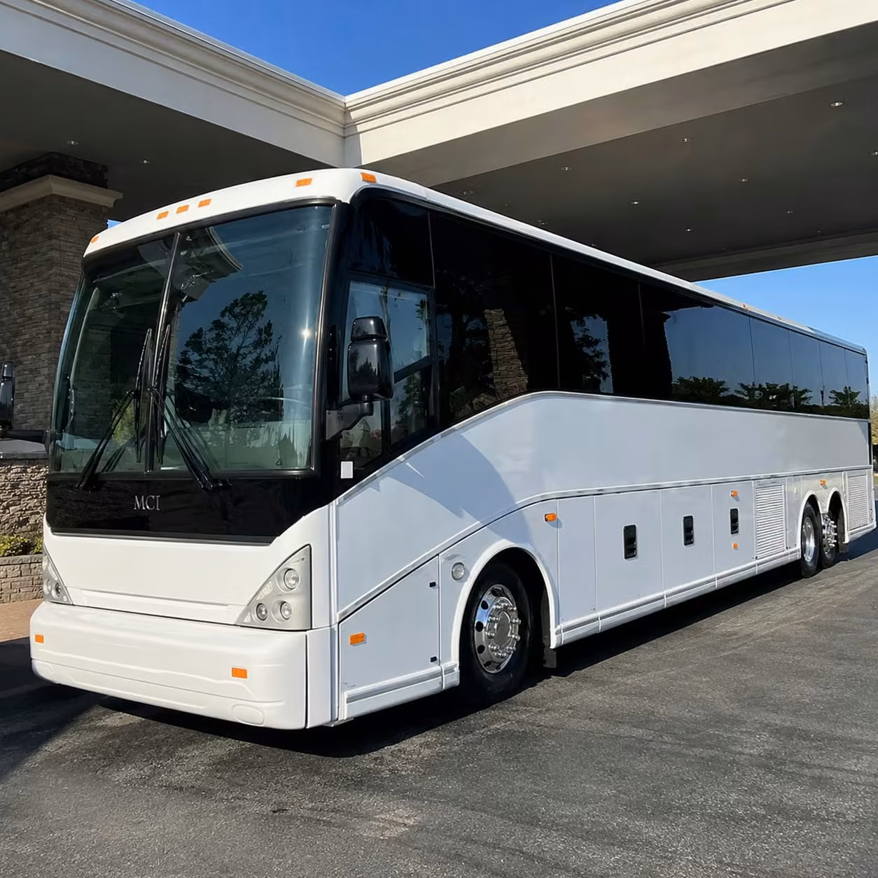 daily commuter shuttle routes along santa ana s busiest corridors
