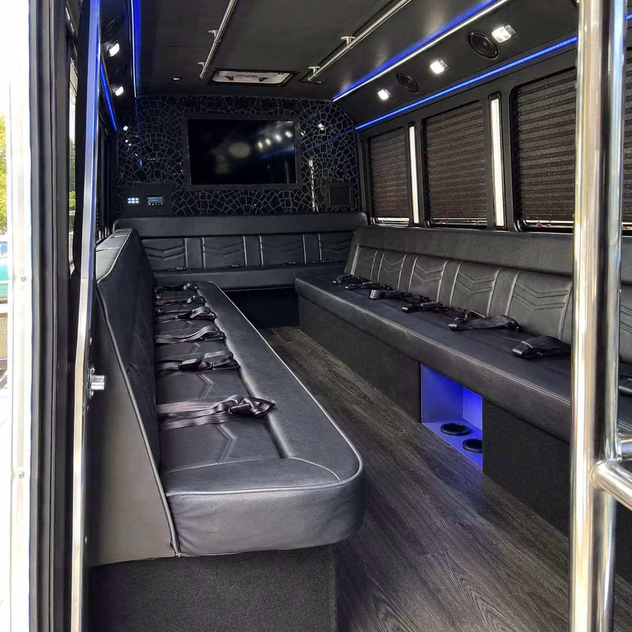 quinceanera sweet 16 and private party bus rentals in santa ana